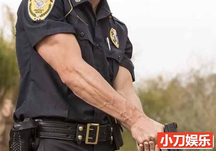 监控下的一幕系列纪录片《美国警察开枪执法》第1季原版无字 1080P高清自媒体解说素材插图